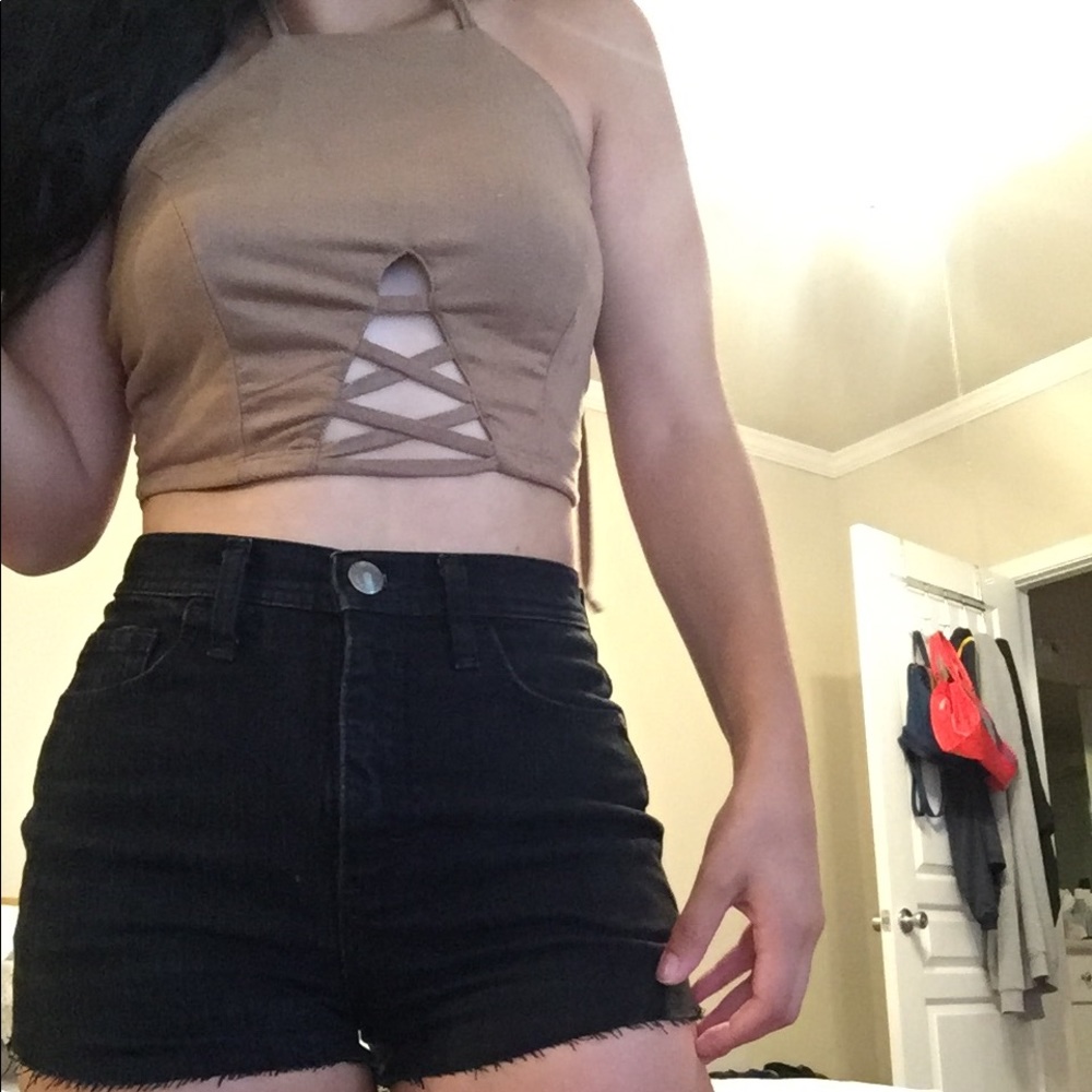 Crop top